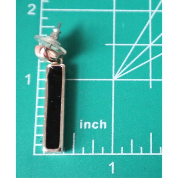 Vintage Pierced Earrings Dangle Black Onyx with Silver Toned Metal - Picture 4 of 4